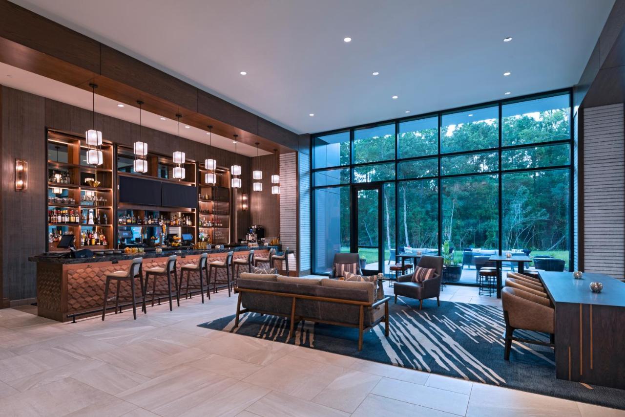 Hyatt Regency Conroe Hotel Exterior photo